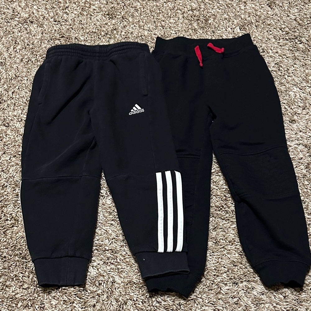 Boys black joggers, size 5
